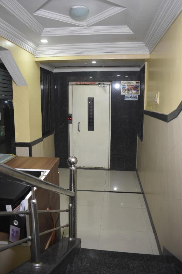 Hotel Sai Vishwa Shirdi Luaran gambar