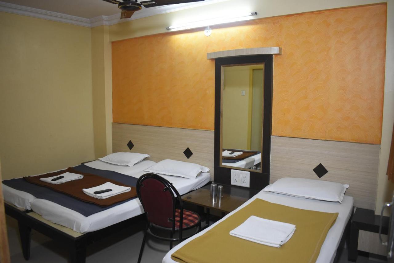 Hotel Sai Vishwa Shirdi Luaran gambar