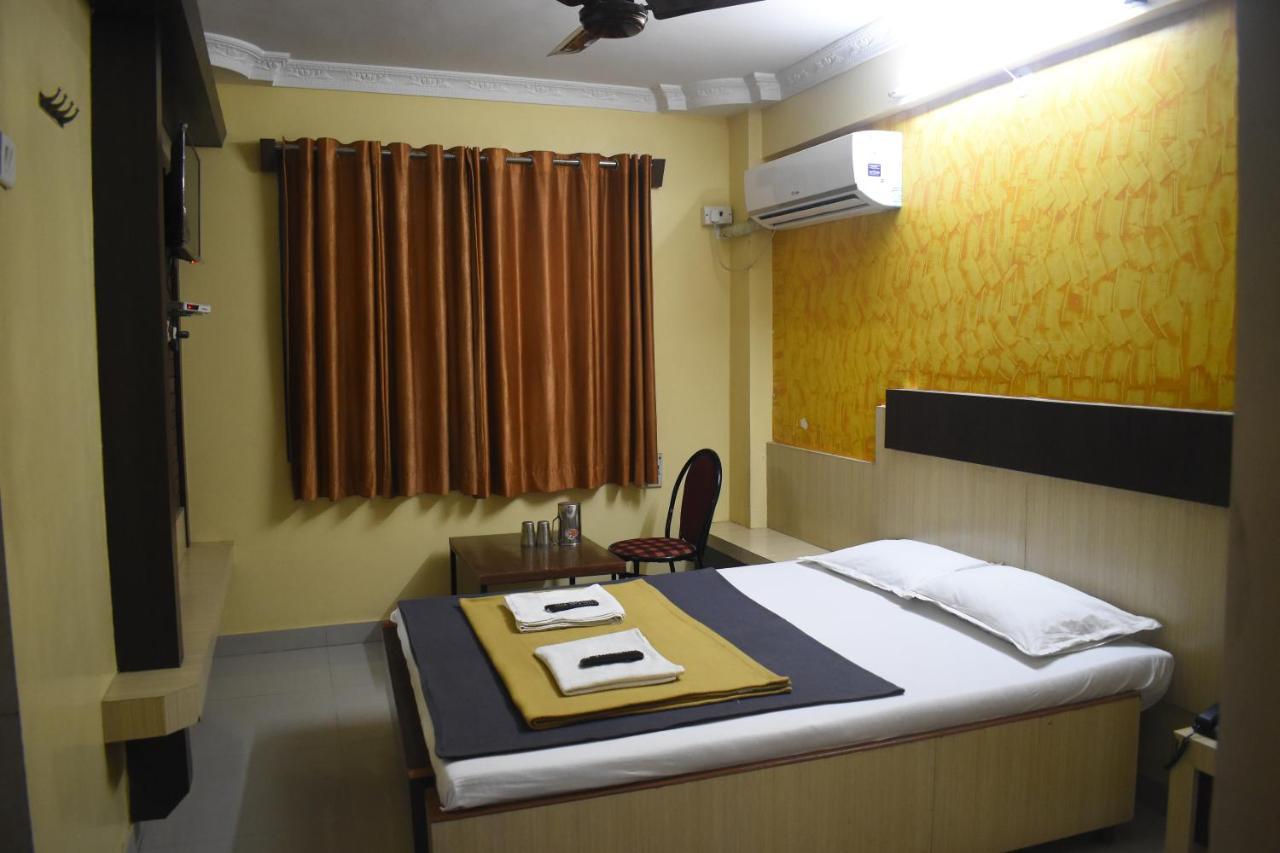 Hotel Sai Vishwa Shirdi Luaran gambar