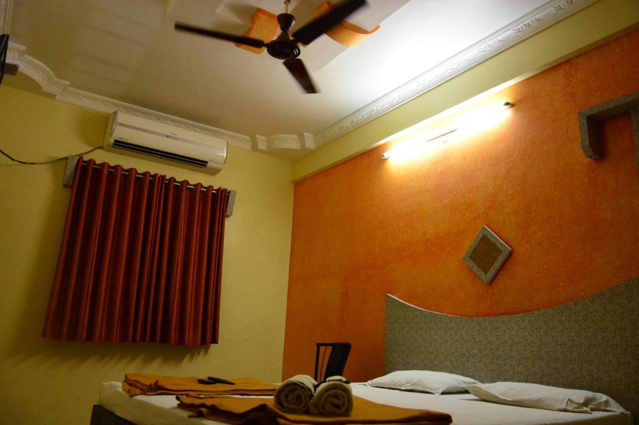 Hotel Sai Vishwa Shirdi Luaran gambar
